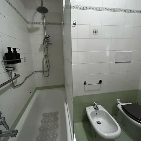 Terrazza Nutshell Parco, Centro, Policlinico Apartman *