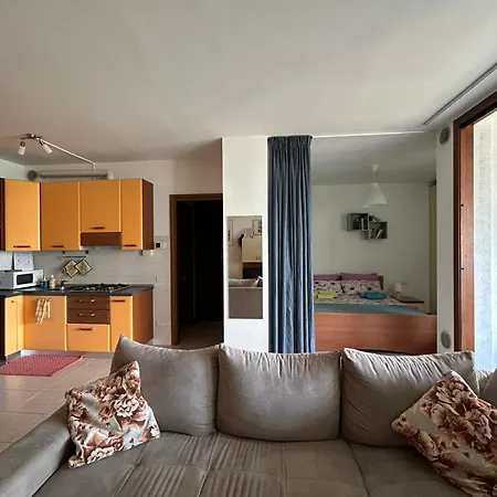 Nutshell Parco, Centro, Policlinico *